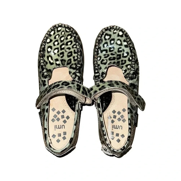 UMI Gray Animal Print Loafers Size 28/11 - Picture 2 of 6